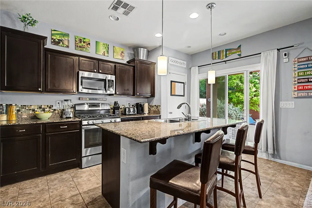 10289 Gibson Isle, Las Vegas, NV 89166