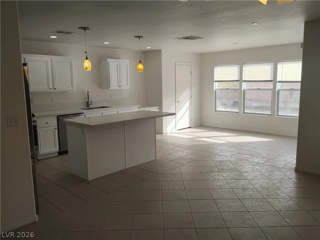 6449 Elizabethtown, Las Vegas, NV 89110