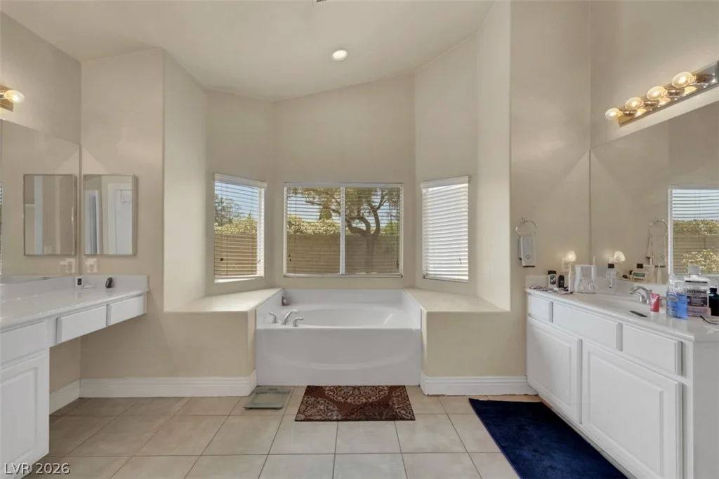 5608 Mesquite Meadow, Las Vegas, NV 89131