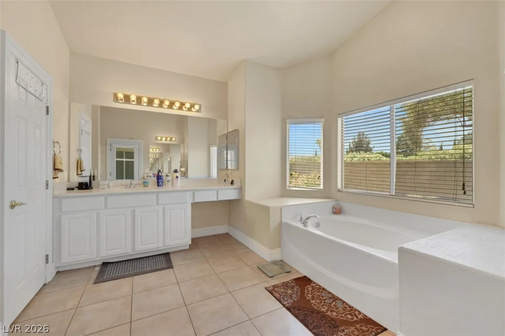 5608 Mesquite Meadow, Las Vegas, NV 89131