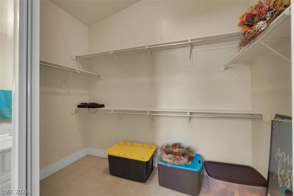 5608 Mesquite Meadow, Las Vegas, NV 89131