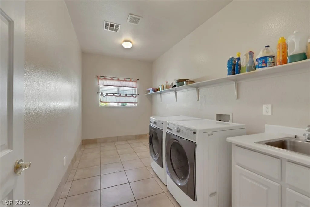 5608 Mesquite Meadow, Las Vegas, NV 89131