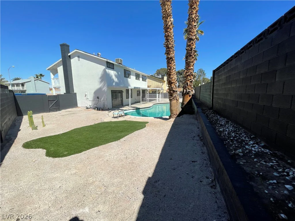 2611 Bolero, Las Vegas, NV 89121