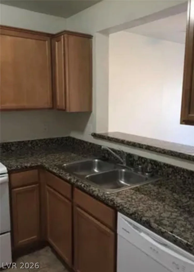 7720 Secret Shore, Las Vegas, NV 89128