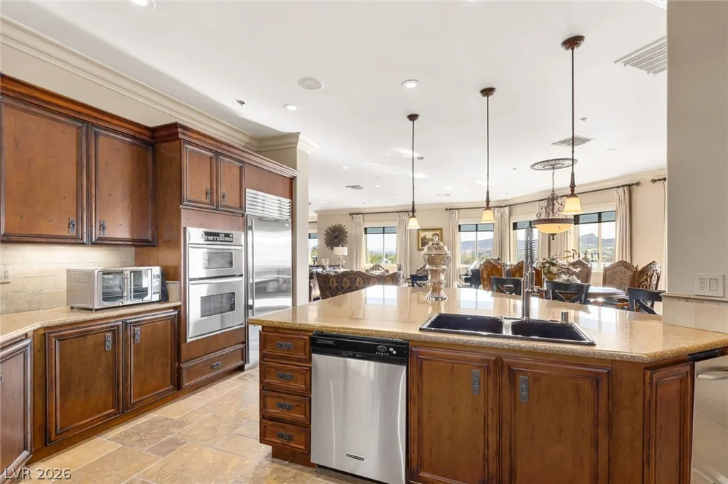 15 Via Mantova, Henderson, NV 89011