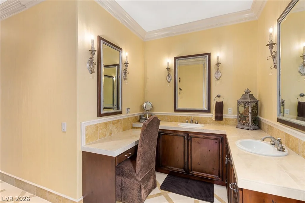 15 Via Mantova, Henderson, NV 89011