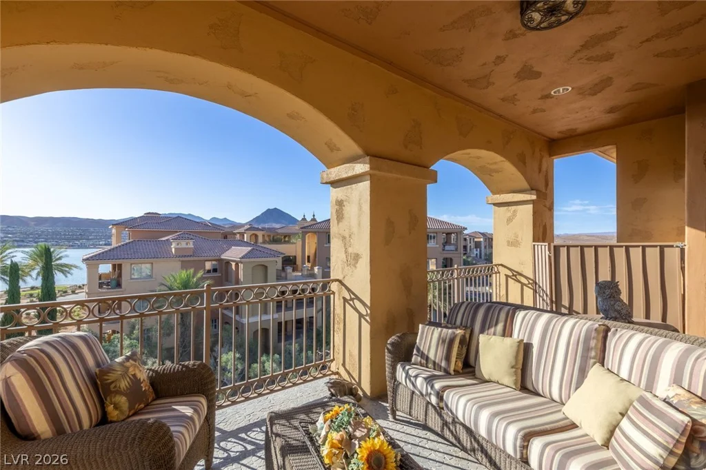 15 Via Mantova, Henderson, NV 89011