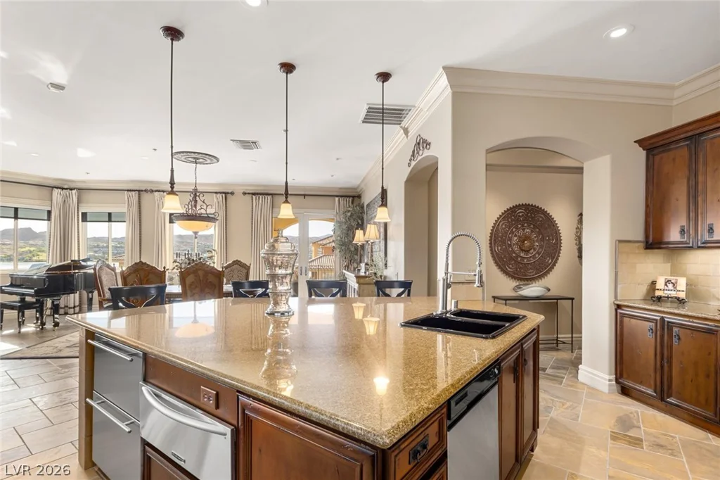 15 Via Mantova, Henderson, NV 89011