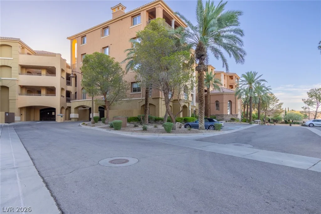 15 Via Mantova, Henderson, NV 89011