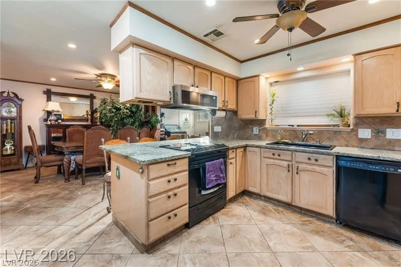 4300 Thom, Las Vegas, NV 89130