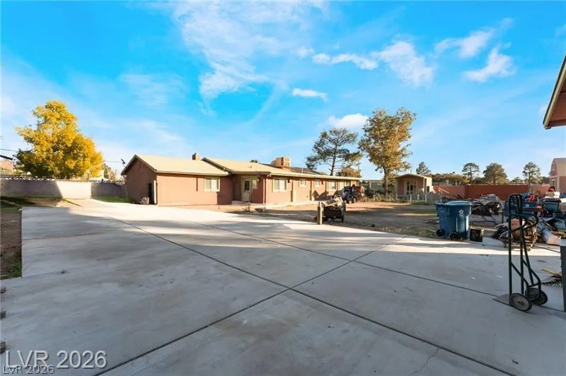 4300 Thom, Las Vegas, NV 89130