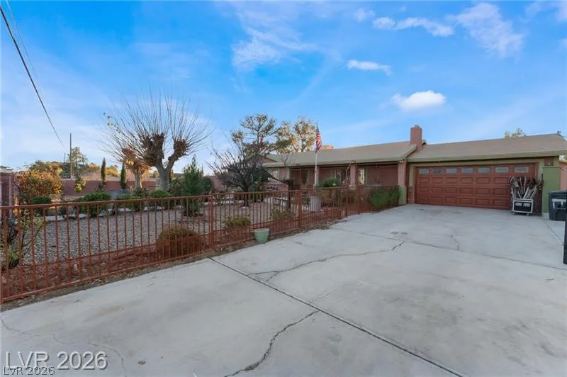 4300 Thom, Las Vegas, NV 89130
