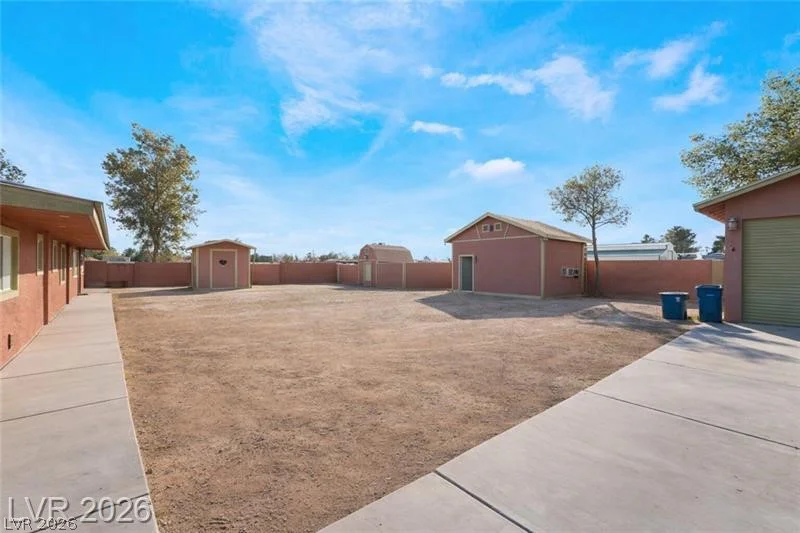 4300 Thom, Las Vegas, NV 89130