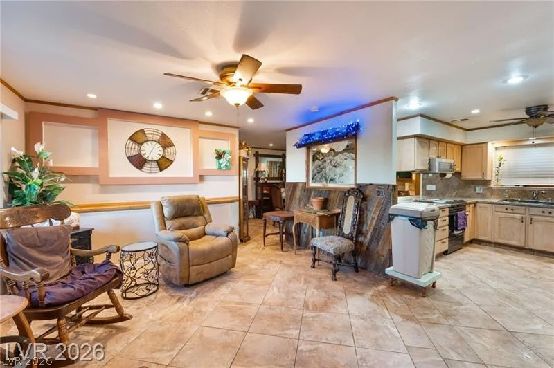 4300 Thom, Las Vegas, NV 89130