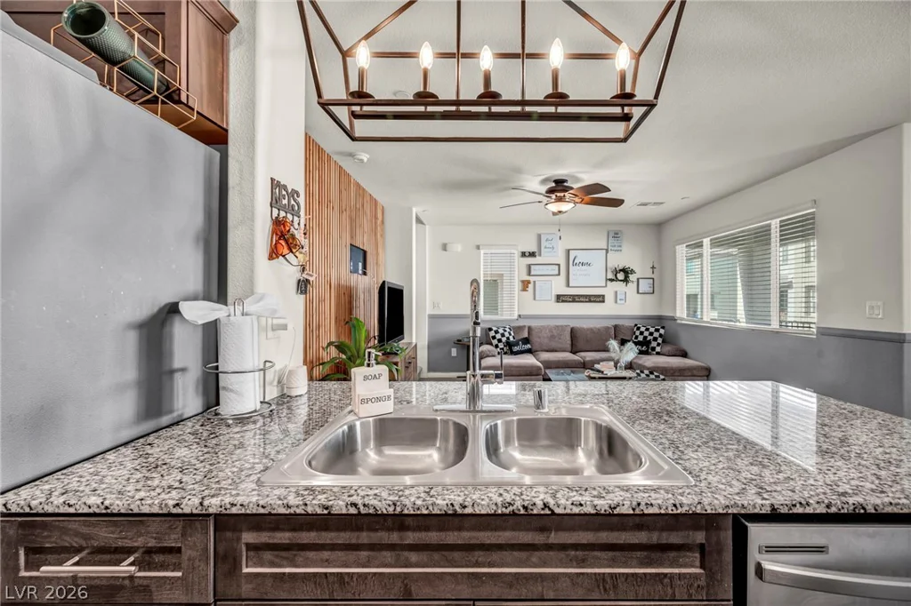 7018 Spicy Merlot, North Las Vegas, NV 89086