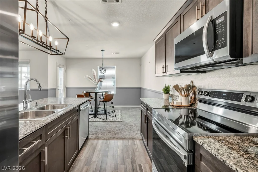 7018 Spicy Merlot, North Las Vegas, NV 89086