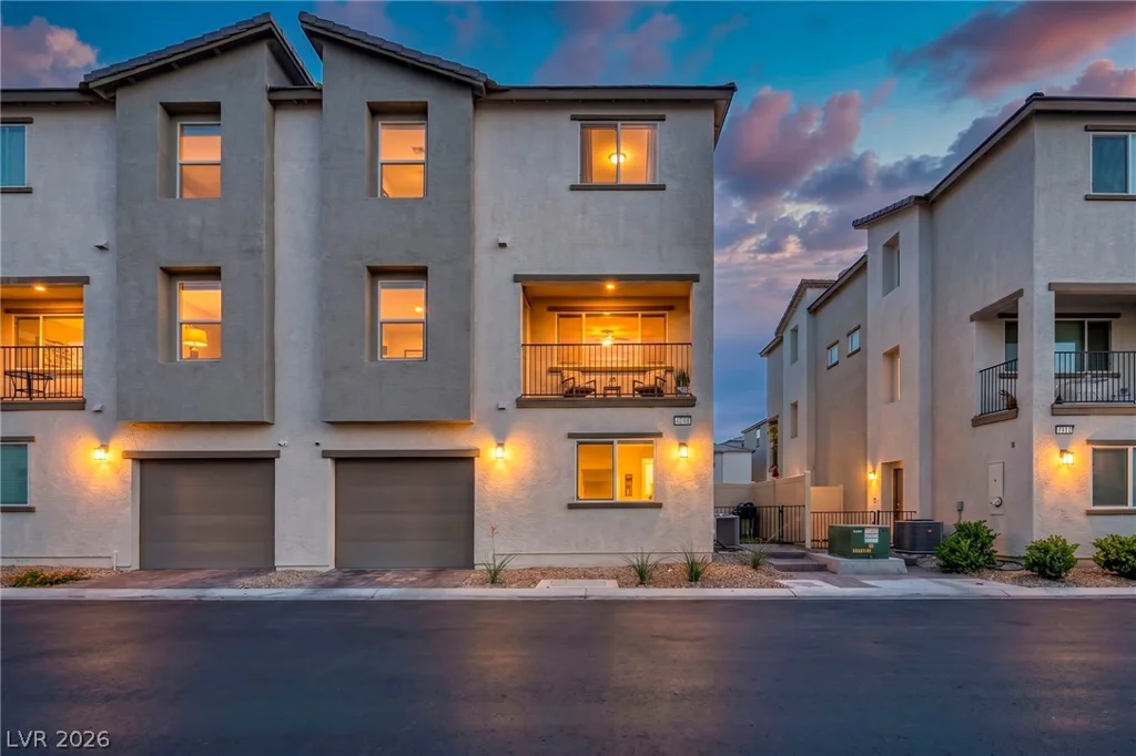 7018 Spicy Merlot, North Las Vegas, NV 89086