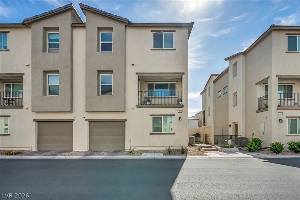 7018 Spicy Merlot, North Las Vegas, NV 89086