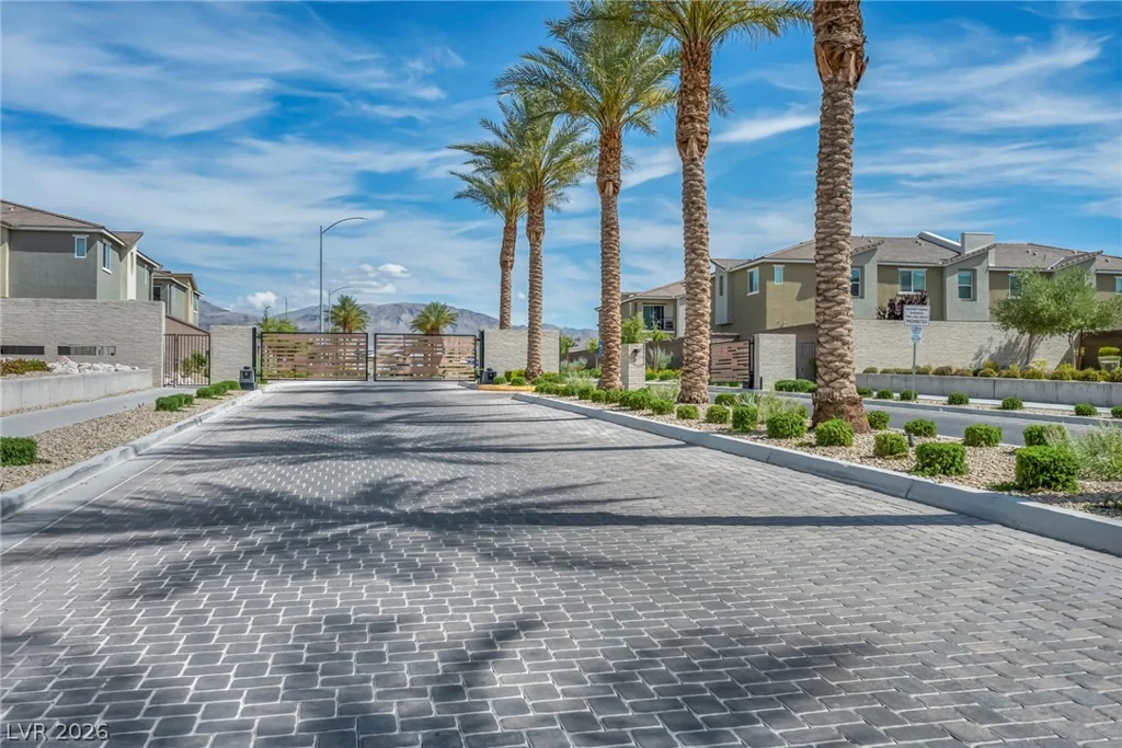 7018 Spicy Merlot, North Las Vegas, NV 89086