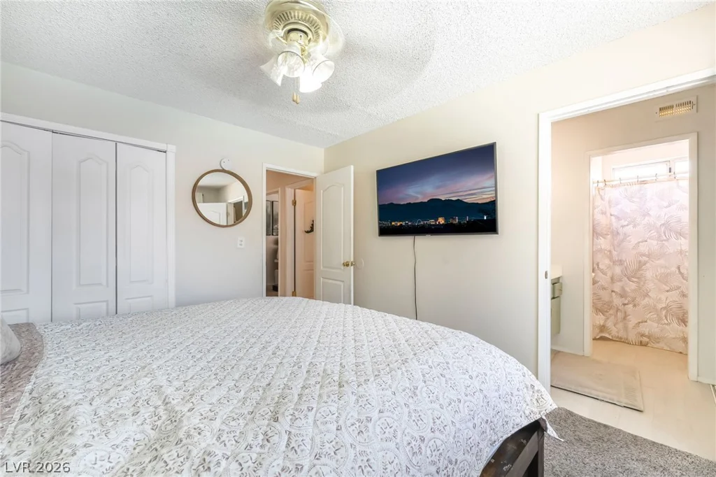 6999 Mountain Moss, Las Vegas, NV 89147