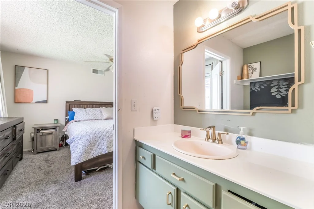 6999 Mountain Moss, Las Vegas, NV 89147