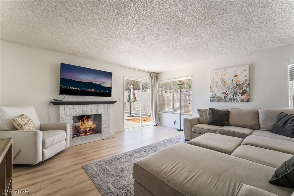 6999 Mountain Moss, Las Vegas, NV 89147