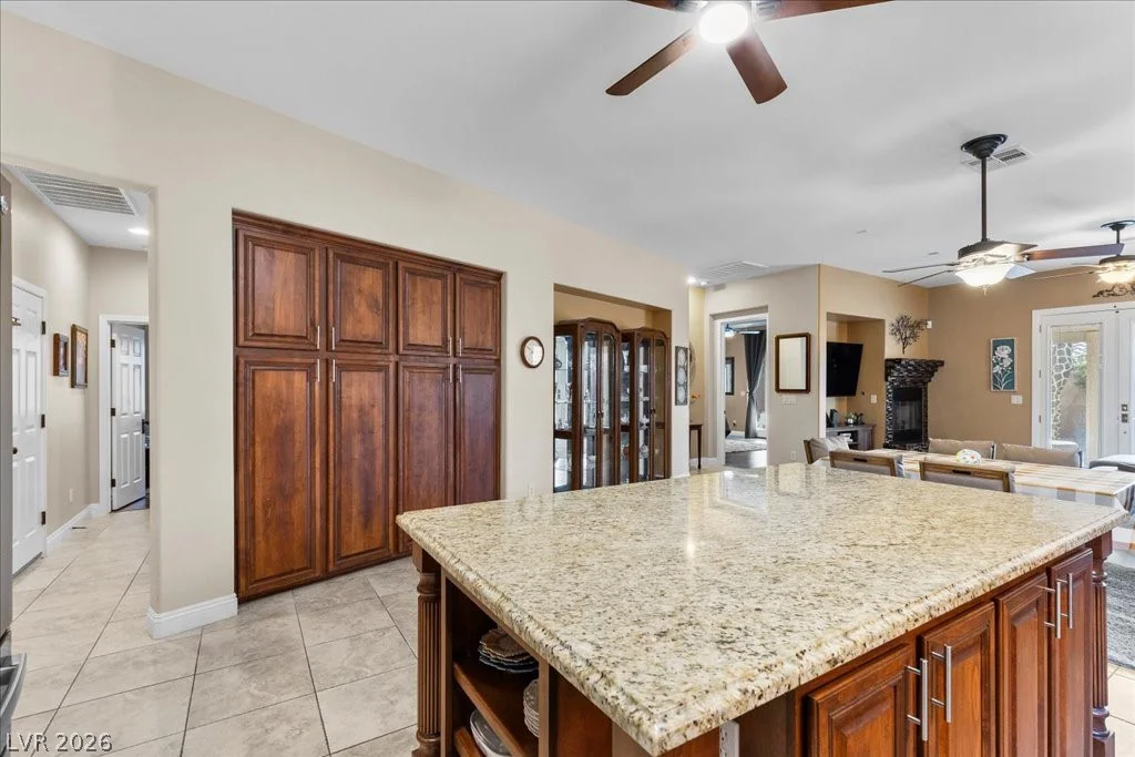 1011 Via Calderia, Henderson, NV 89011
