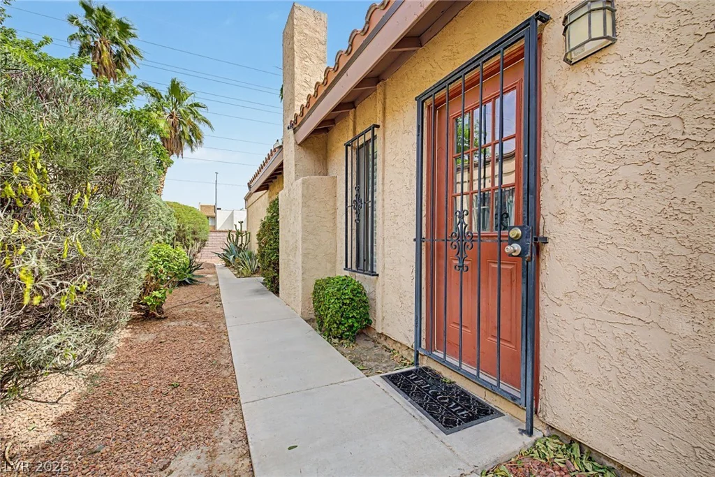 1868 Arbol Verde, Las Vegas, NV 89119