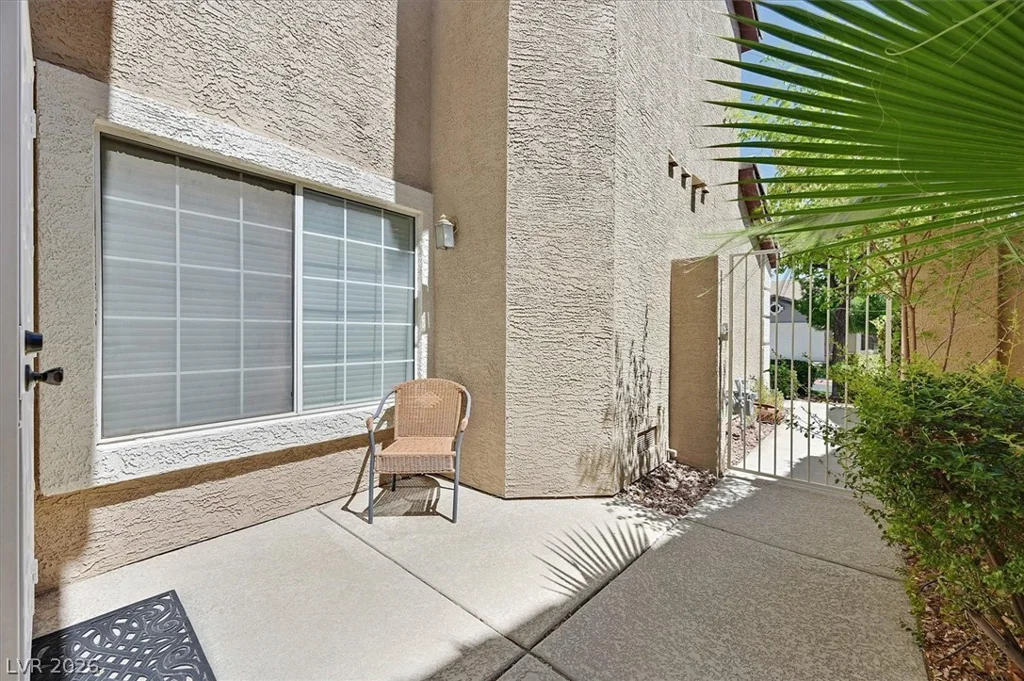 427 Blush Creek, Las Vegas, NV 89144