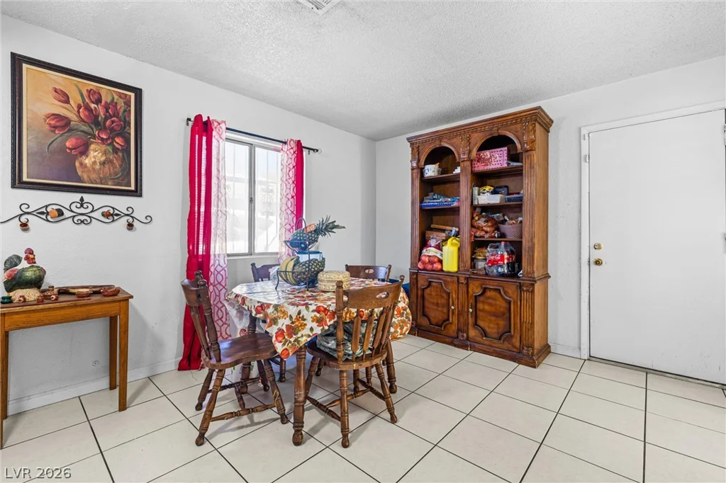 3649 New Horizon, Las Vegas, NV 89115
