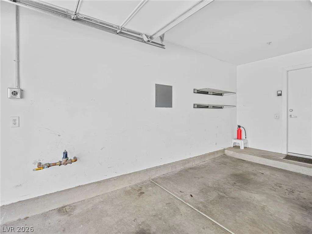 2007 Pin Oak, Las Vegas, NV 89101