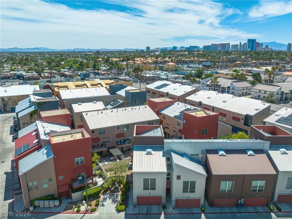 2007 Pin Oak, Las Vegas, NV 89101
