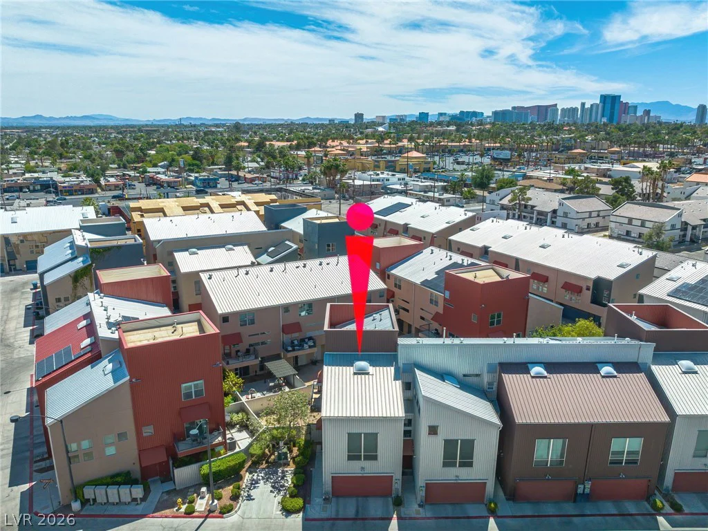 2007 Pin Oak, Las Vegas, NV 89101