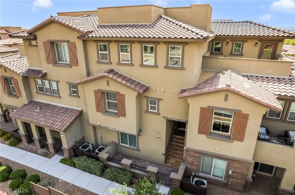 181 Petaluma Valley, Las Vegas, NV 89138