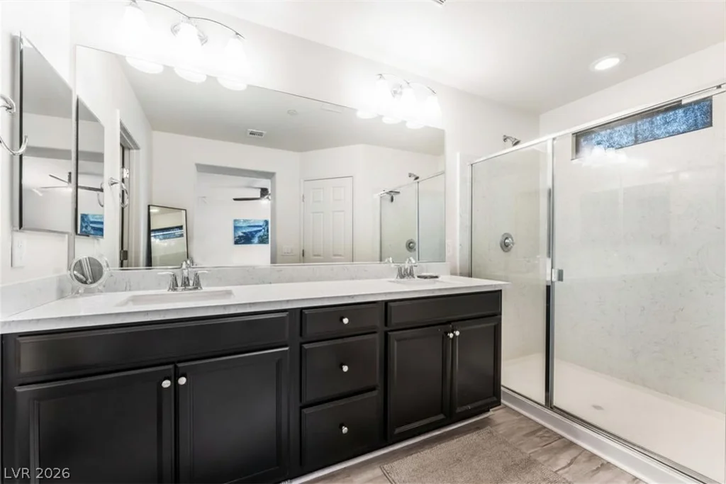 181 Petaluma Valley, Las Vegas, NV 89138