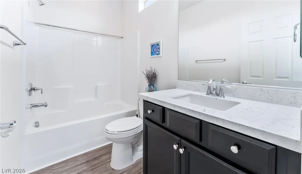 181 Petaluma Valley, Las Vegas, NV 89138