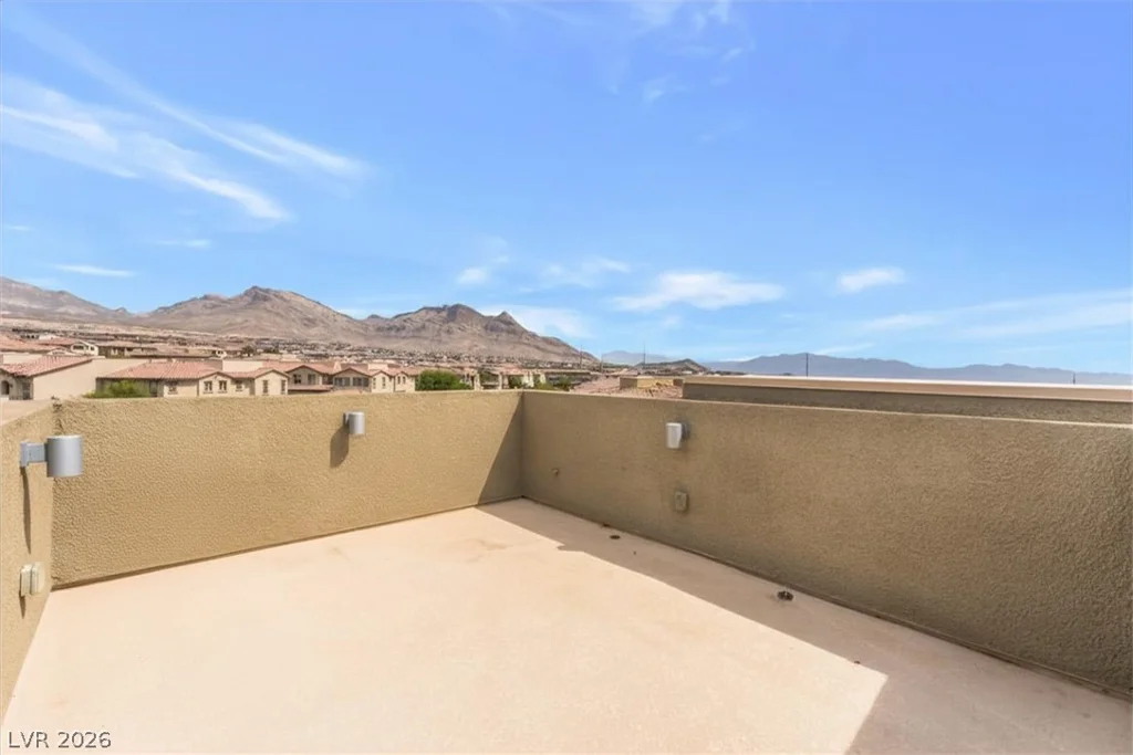 181 Petaluma Valley, Las Vegas, NV 89138