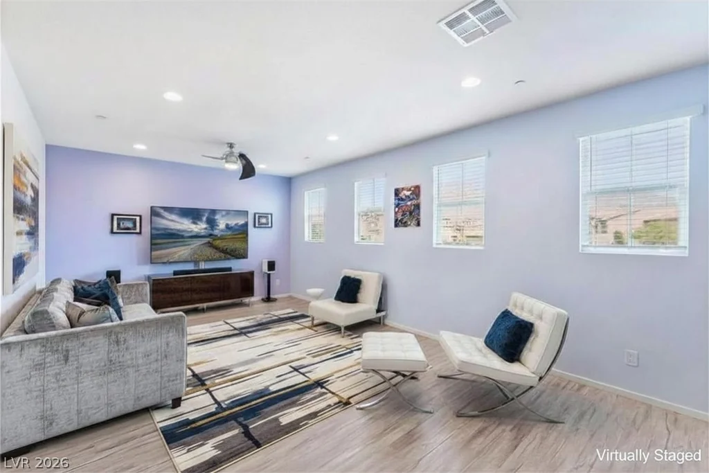 181 Petaluma Valley, Las Vegas, NV 89138