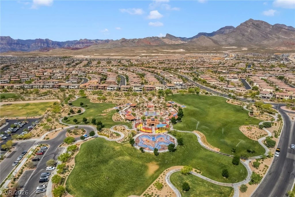 181 Petaluma Valley, Las Vegas, NV 89138