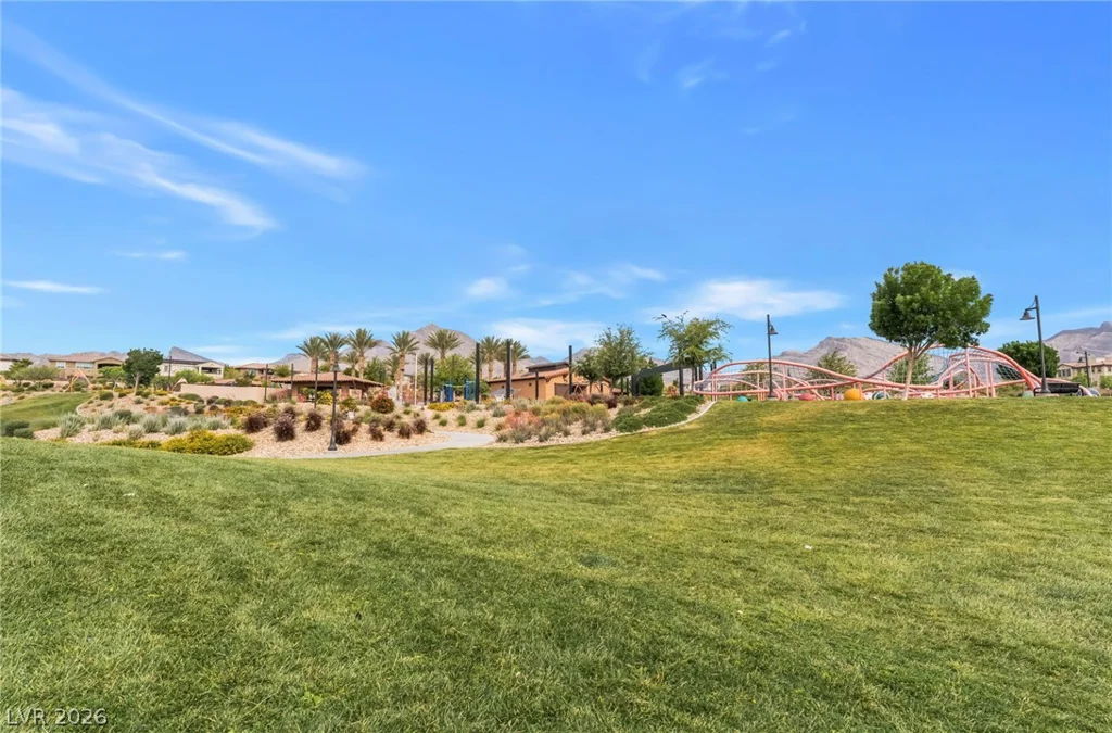 181 Petaluma Valley, Las Vegas, NV 89138
