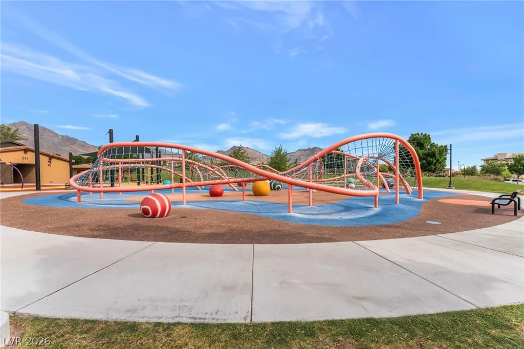 181 Petaluma Valley, Las Vegas, NV 89138