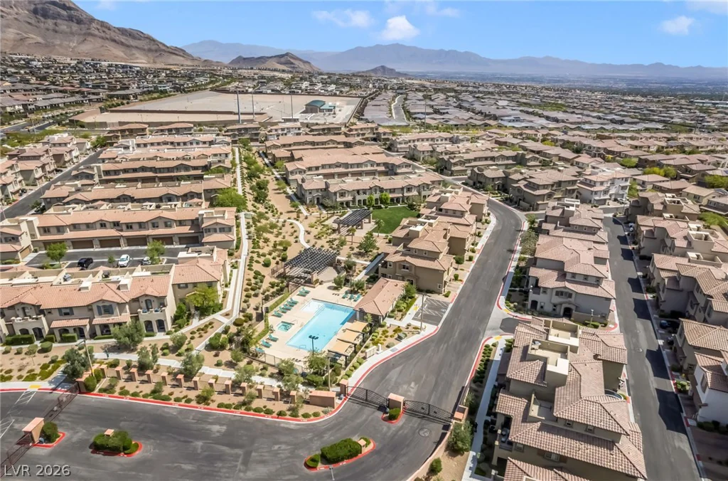 181 Petaluma Valley, Las Vegas, NV 89138