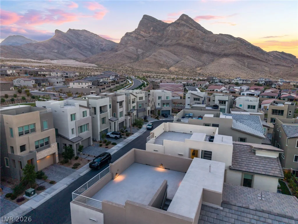 2092 Noble Perch, Las Vegas, NV 89138