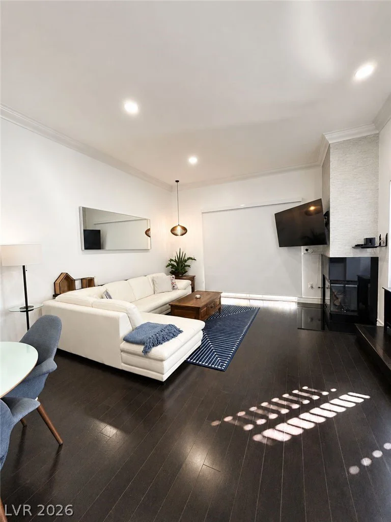 210 Flamingo, Las Vegas, NV 89169