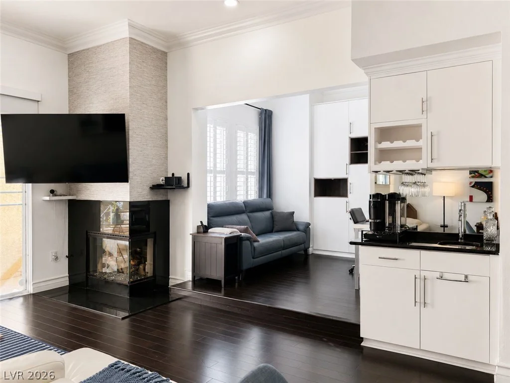 210 Flamingo, Las Vegas, NV 89169