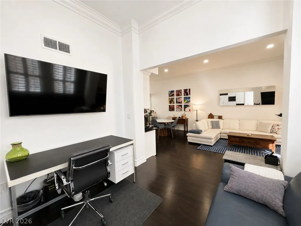 210 Flamingo, Las Vegas, NV 89169