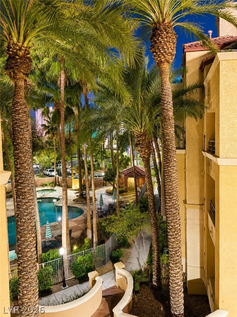 210 Flamingo, Las Vegas, NV 89169