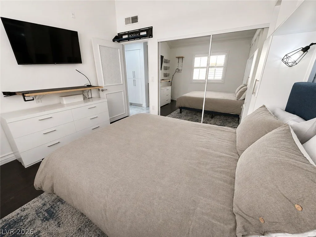 210 Flamingo, Las Vegas, NV 89169