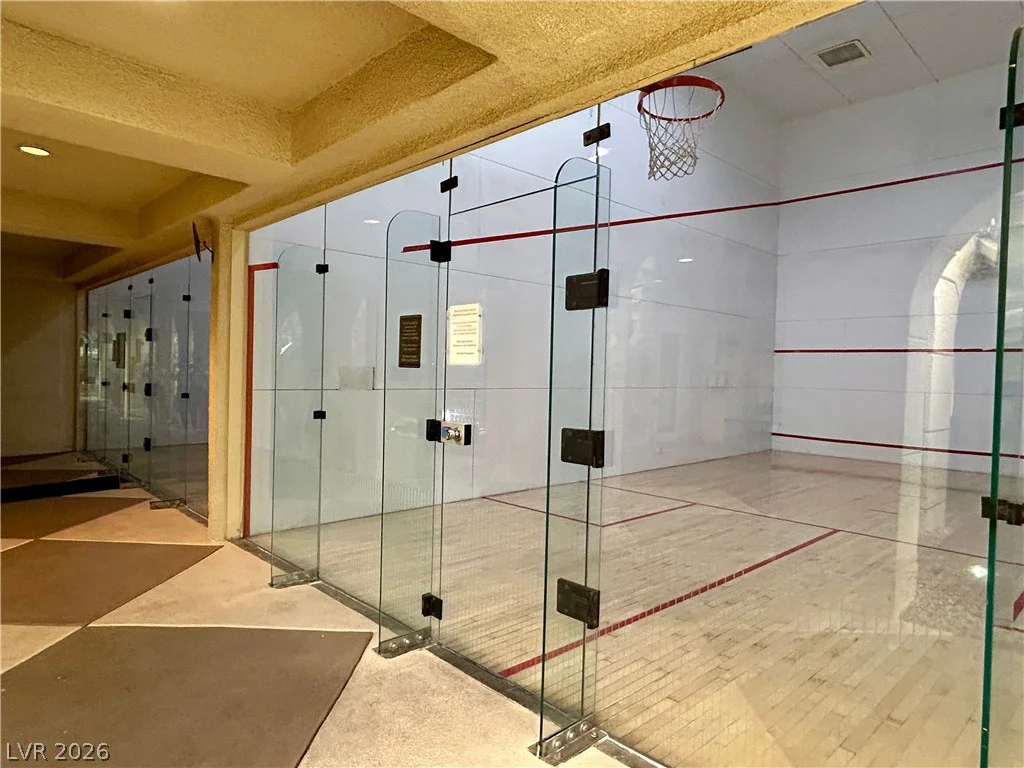 210 Flamingo, Las Vegas, NV 89169
