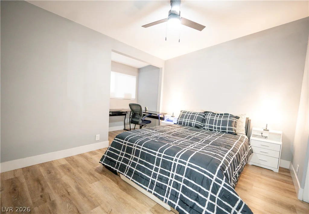 1660 Izabella, Las Vegas, NV 89169